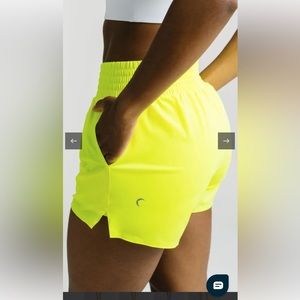 NWOT Neon lime Finesse shorts